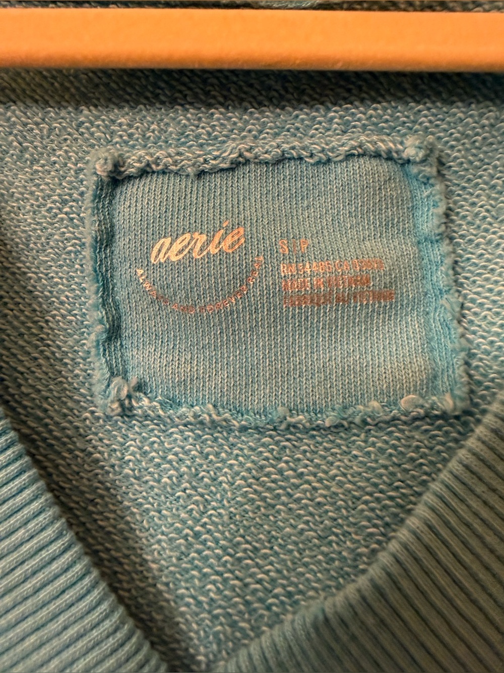T149 -aerie Light Turquoise Pullover Sweatshirt - Picture 2 of 4